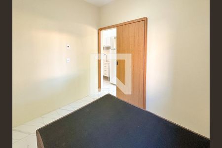 Quarto 1 de apartamento para alugar com 2 quartos, 32m² em São João do Rio Vermelho, Florianópolis