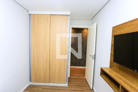 quarto 1 de apartamento para alugar com 2 quartos, 44m² em Jardim Tres Irmaos, Taboão da Serra