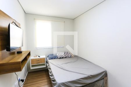 quarto 1 de apartamento para alugar com 2 quartos, 44m² em Jardim Tres Irmaos, Taboão da Serra