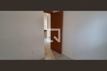 Quarto 2 de apartamento para alugar com 2 quartos, 36m² em Vila Palmares, São Caetano do Sul