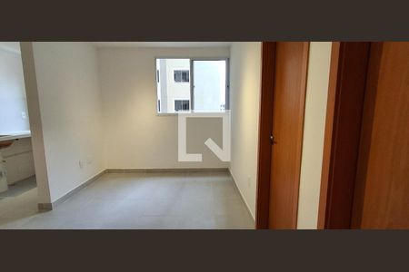 Sala de apartamento para alugar com 2 quartos, 36m² em Vila Palmares, São Caetano do Sul