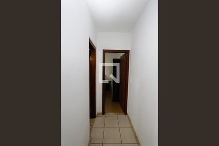 Corredor de casa à venda com 2 quartos, 88m² em Vila Magnesita, Belo Horizonte