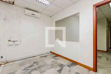 Sala 3 de casa para alugar com 3 quartos, 240m² em Santo Amaro, São Paulo