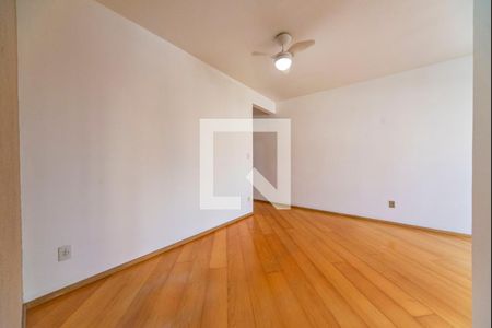 Sala de apartamento para alugar com 3 quartos, 74m² em Vila Valparaíso, Santo André
