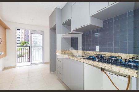 Cozinha de apartamento para alugar com 1 quarto, 27m² em Brás, São Paulo