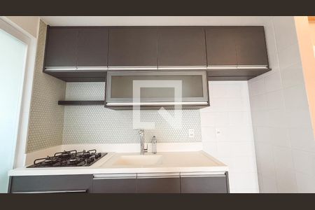 Sala/Cozinha de apartamento à venda com 2 quartos, 55m² em Jardim das Laranjeiras, São Paulo