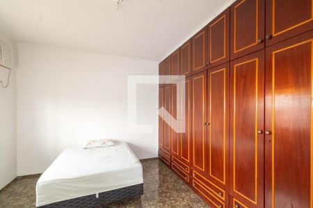 Quarto 1 de casa para alugar com 3 quartos, 219m² em Campo Grande, Rio de Janeiro