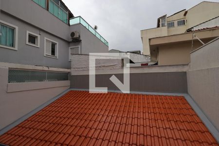 Vista da Suíte 1 de casa à venda com 4 quartos, 200m² em Vila Camilópolis, Santo André