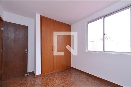 Suíte de apartamento à venda com 3 quartos, 120m² em Sagrada Família, Belo Horizonte