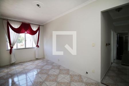 Sala de apartamento para alugar com 2 quartos, 60m² em Olaria, Rio de Janeiro