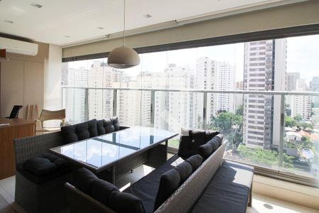 Varanda de apartamento para alugar com 2 quartos, 74m² em Indianópolis, São Paulo