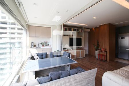 Varanda de apartamento para alugar com 2 quartos, 74m² em Indianópolis, São Paulo