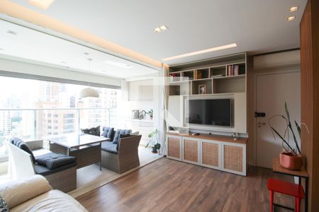 Sala de apartamento para alugar com 2 quartos, 74m² em Indianópolis, São Paulo