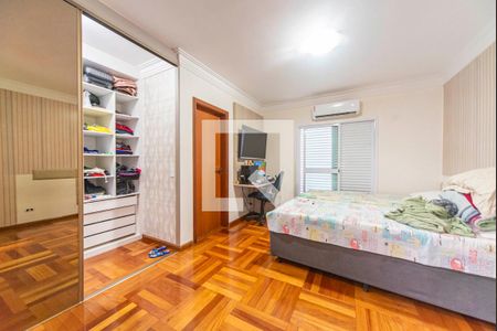 Quarto 1 de casa à venda com 3 quartos, 125m² em Vila Scarpelli, Santo André