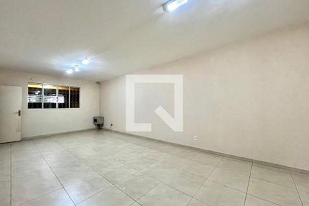 Sala de casa para alugar com 4 quartos, 350m² em Jabaquara, São Paulo