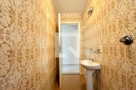 Lavabo de casa para alugar com 4 quartos, 350m² em Jabaquara, São Paulo