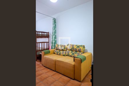 Sala de kitnet/studio para alugar com 1 quarto, 30m² em Canto do Forte, Praia Grande