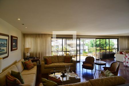 Sala de apartamento à venda com 4 quartos, 534m² em Barra da Tijuca, Rio de Janeiro