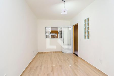 Sala de casa para alugar com 2 quartos, 150m² em Vila Verde, São Paulo