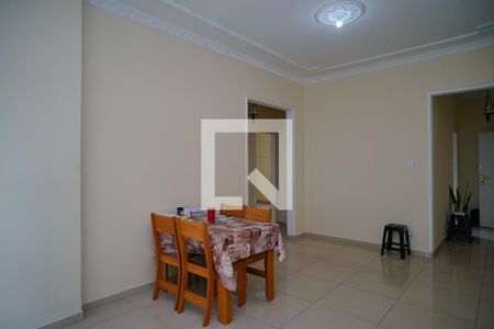 Sala de apartamento à venda com 2 quartos, 81m² em Centro, Niterói