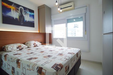 Suíte de apartamento para alugar com 2 quartos, 55m² em São Sebastião, Porto Alegre