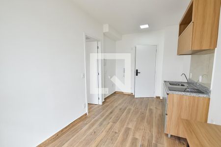 Sala / cozinha de apartamento para alugar com 1 quarto, 28m² em Liberdade, São Paulo