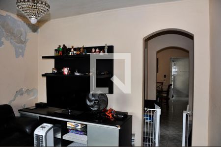 Detalhe - Sala de casa à venda com 3 quartos, 400m² em Jardim Monjolo, São Paulo