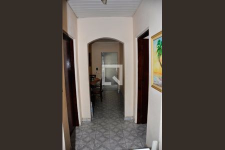 Detalhe - Corredor de casa para alugar com 3 quartos, 400m² em Jardim Monjolo, São Paulo