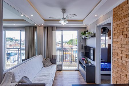 Sala, cozinha e área de serviço de apartamento à venda com 2 quartos, 34m² em Vila Palmeiras, São Paulo