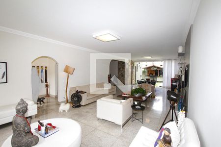 Sala de casa à venda com 5 quartos, 463m² em São Bento, Belo Horizonte