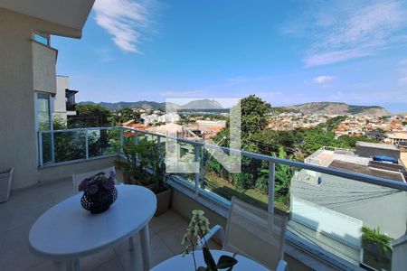 Sala de casa à venda com 6 quartos, 340m² em Camboinhas, Niterói