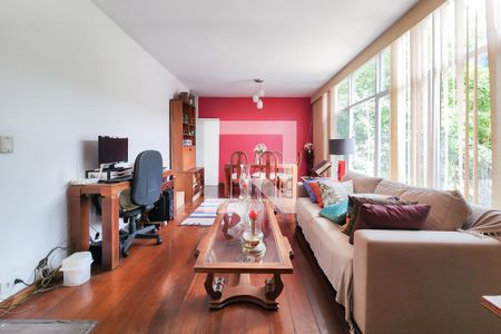 Sala de casa de condomínio à venda com 3 quartos, 189m² em Humaitá, Rio de Janeiro