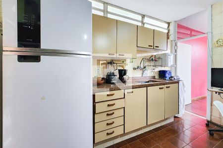 Cozinha  de casa de condomínio à venda com 3 quartos, 189m² em Humaitá, Rio de Janeiro