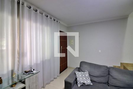 Sala  de casa para alugar com 2 quartos, 180m² em Vila Flora, São Bernardo do Campo