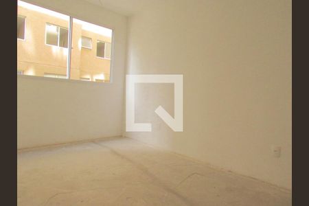 Sala de apartamento à venda com 2 quartos, 42m² em Jardim do Lago, Osasco