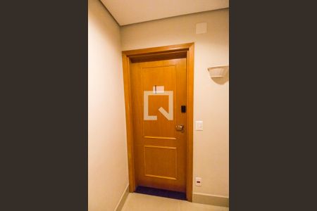 Entrada de apartamento à venda com 3 quartos, 123m² em Tamboré, Santana de Parnaíba