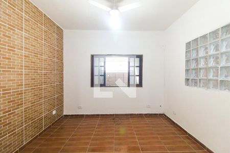 Sala 2 de casa para alugar com 3 quartos, 125m² em Itaim Paulista, São Paulo