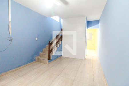 Sala de casa para alugar com 3 quartos, 125m² em Itaim Paulista, São Paulo
