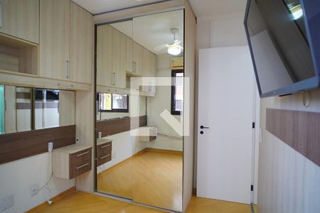 Quarto 1 de apartamento para alugar com 2 quartos, 54m² em Sarandi, Porto Alegre