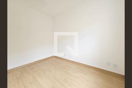 Quarto 1 de apartamento para alugar com 2 quartos, 37m² em Jardim São Luís, São Paulo