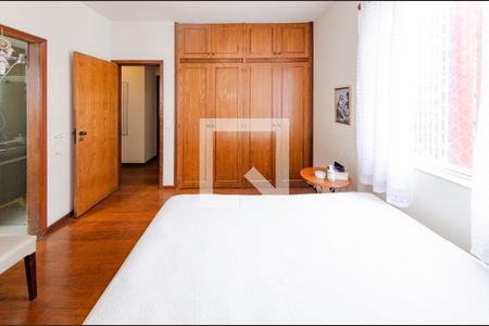 Suíte de apartamento à venda com 3 quartos, 105m² em Funcionários, Belo Horizonte