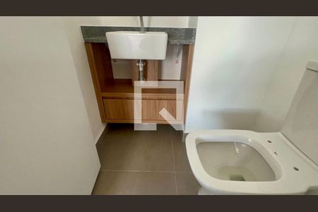 Lavabo de apartamento para alugar com 2 quartos, 95m² em Pinheiros, São Paulo
