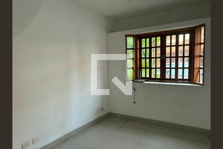 Casa à venda com 5 quartos, 172m² em Vila Rosalia, Guarulhos
