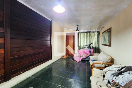Sala  de casa à venda com 3 quartos, 148m² em Sampaio, Rio de Janeiro