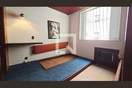 Apartamento à venda com 4 quartos, 270m² em Icaraí, Niterói