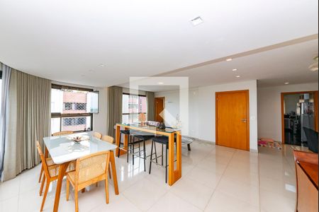 Sala de apartamento à venda com 4 quartos, 150m² em Buritis, Belo Horizonte