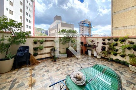 Área privativa de apartamento para alugar com 2 quartos, 185m² em Cruzeiro, Belo Horizonte