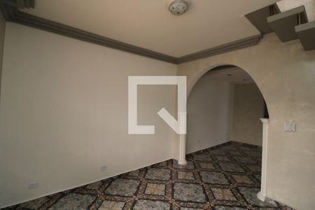 Sala de casa à venda com 3 quartos, 230m² em Quinta da Paineira, São Paulo