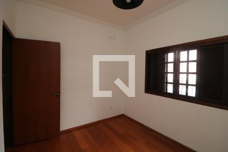 Quarto 2 de casa à venda com 3 quartos, 230m² em Quinta da Paineira, São Paulo