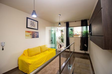Sala de TV de casa para alugar com 4 quartos, 138m² em Alvorada, Contagem